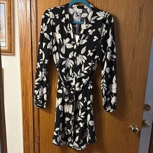 A New Day Black and White Sheath Dress with Bishop Sleeves